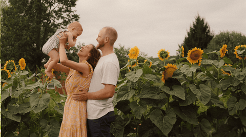 When Is the Best Time for Family Photos at First Roots Farm?
