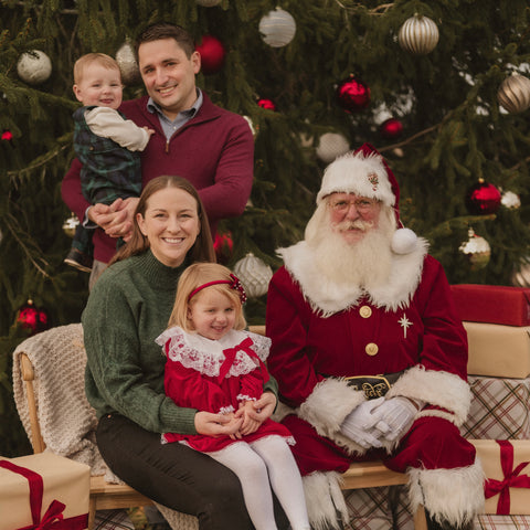 Santa Micro Mini Photo Sessions | October 18th, 2025 with Katiebee Photography
