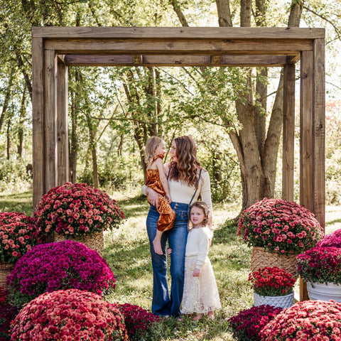 Mums in Bloom Micro Mini Photo Sessions | October 19th, 2025 with Timmerly Photography