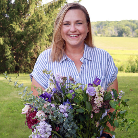 On Farm Pick Up | Realtor On-Demand Flower Bouquets