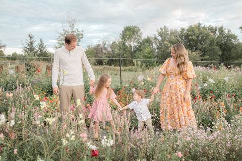 Flower Farm Family Session at First Roots Farm with The Keel Collective. Family photography, candid family photos. First Roots Farm in Oconomowoc, WI. Flower Farm near me Hartland WI, Delafield WI, Pewaukee WI, Waukesha WI, Brookfield WI, Sussex WI, Dousman WI, Wales WI, Genesee Depot WI, Mukwonago WI, North Prairie WI, Milwaukee WI, Wauwatosa WI, Menomonee Falls WI, West Allis WI, New Berlin WI, Whitefish Bay WI, Shorewood WI, Elm Grove WI, Mequon WI, Cedarburg WI, Grafton WI, Jackson WI, Germantown, WI 